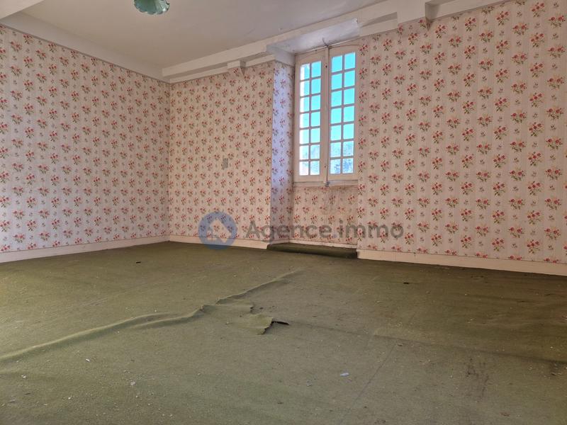 Maison ancienne - 279 m² - 8 pièces