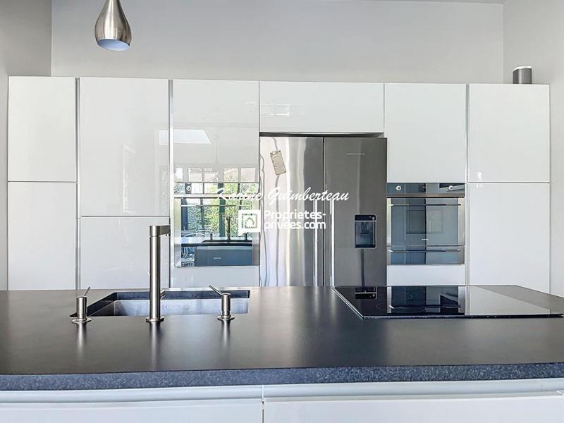 Propriété - 182 m² - 7 pièces