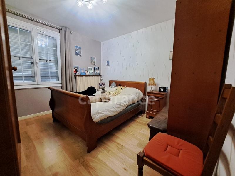 Pavillon - 102 m² - 7 pièces