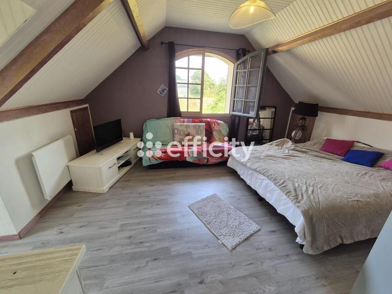 Maison - 200 m² - 7 pièces