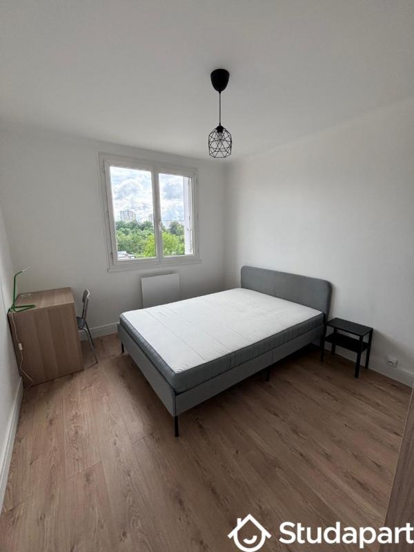 Chambre - 10 m² - 1 pièce
