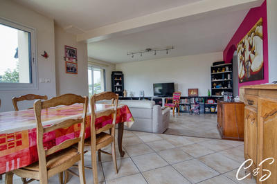 Maison - 113 m² - 5 pièces