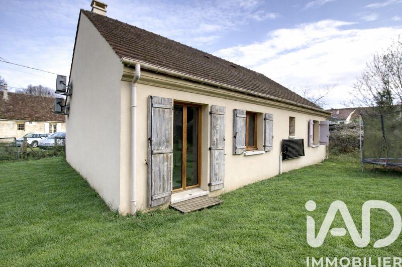 Maison - 90 m² - 5 pièces