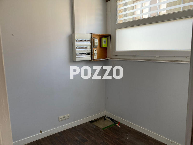 Local commercial - 102 m²