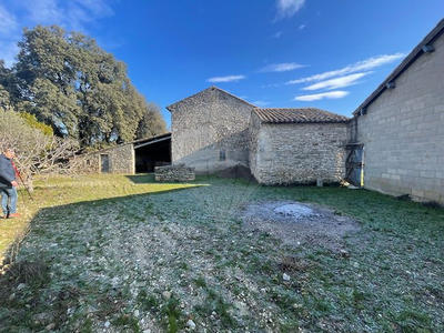 Maison - 250 m² - 8 pièces