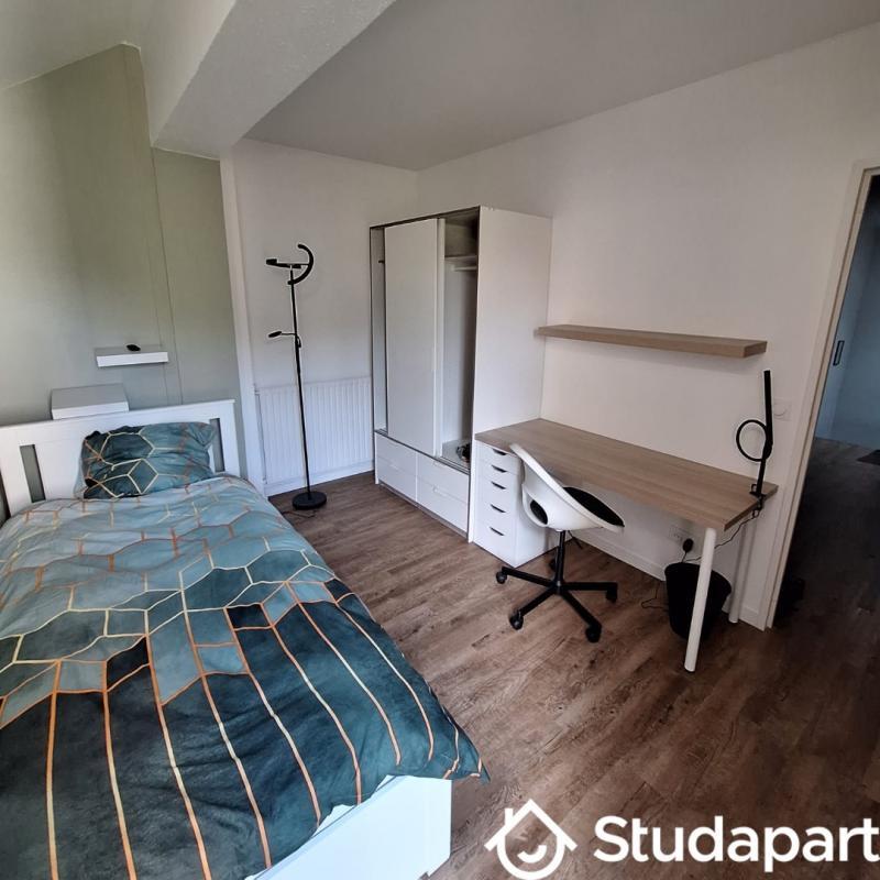 Chambre - 15 m² - 1 pièce