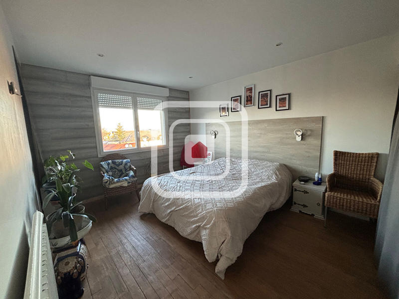 Maison - 83 m² - 5 pièces