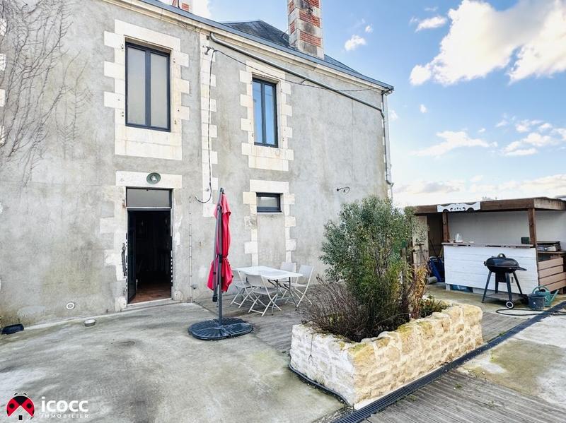 Maison - 149 m² - 8 pièces