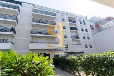 Appartement - 79 m² - 4 pièces