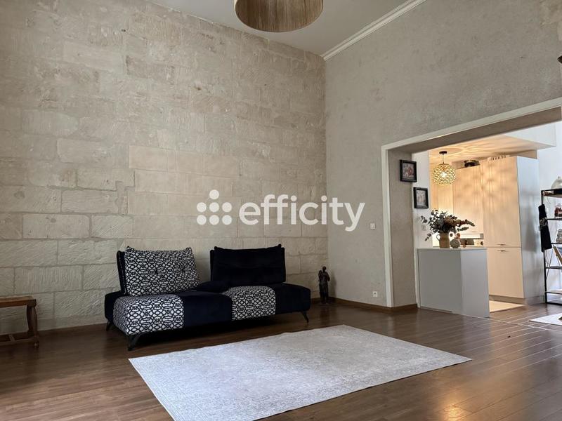 Appartement - 90 m² - 5 pièces