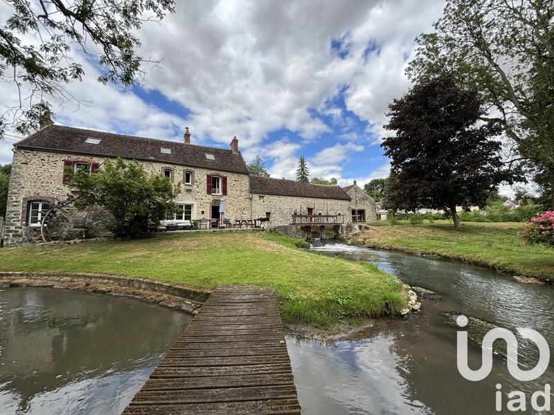 Maison - 242 m² - 5 pièces