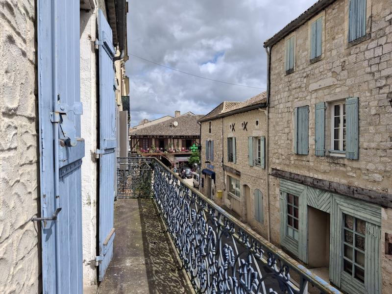 Appartement - 106 m² - 5 pièces