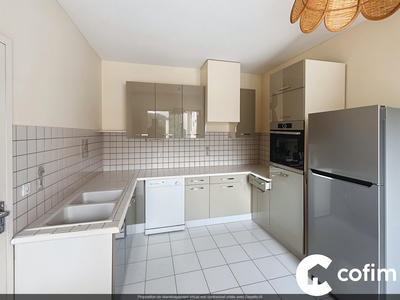 Maison - 182 m² - 7 pièces