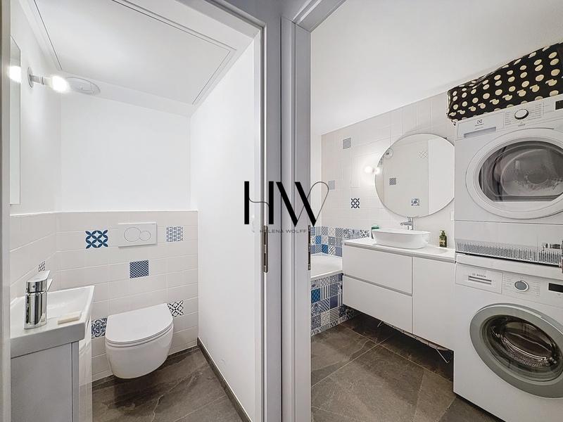 Maison - 437 m² - 14 pièces