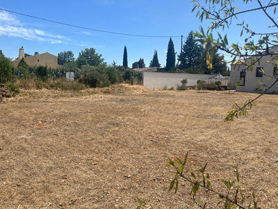 Terrain - 638 m²