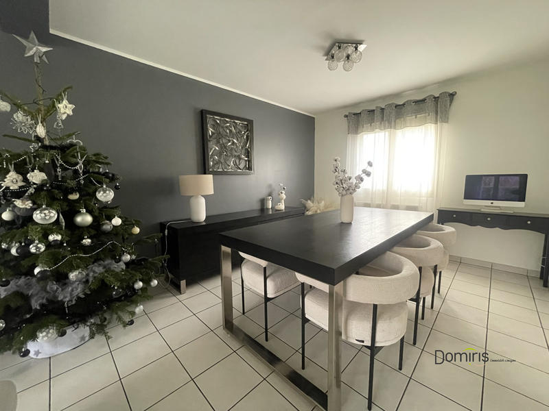 Maison - 110 m² - 4 pièces