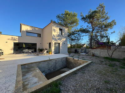 Maison - 130 m² - 4 pièces