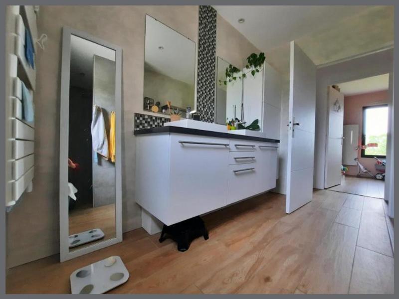 Pavillon - 111 m² - 5 pièces