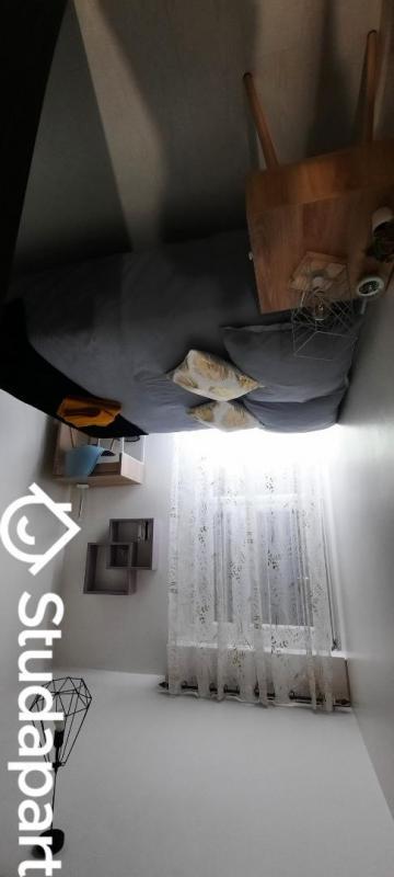 Chambre - 11 m² - 1 pièce