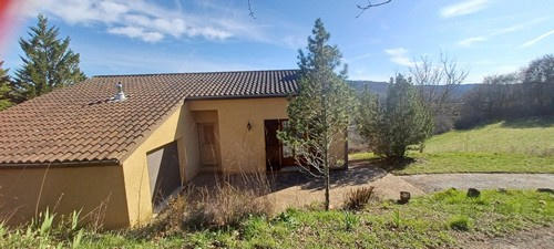 Maison - 86 m² - 6 pièces