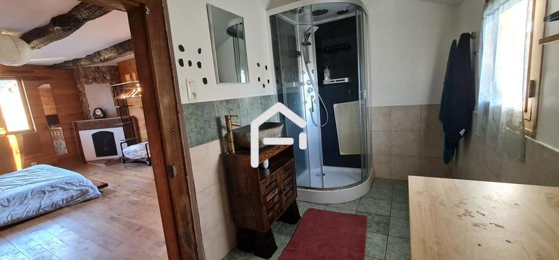 Maison en pierre - 91 m² - 4 pièces