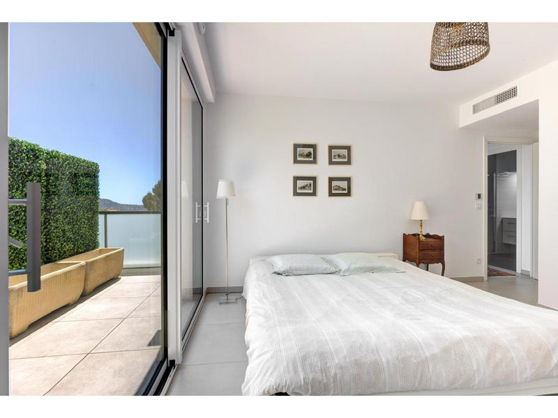 Appartement - 152 m² - 4 pièces