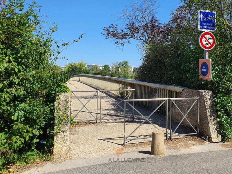 Appartement - 99 m² - 5 pièces