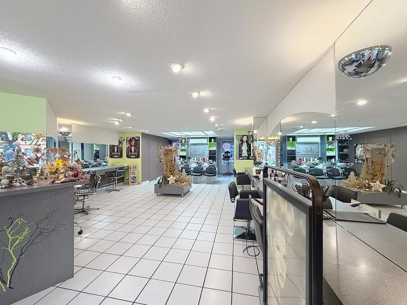 Local commercial - 63 m² - 2 pièces