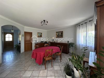 Maison traditionnelle - 130 m² - 4 pièces