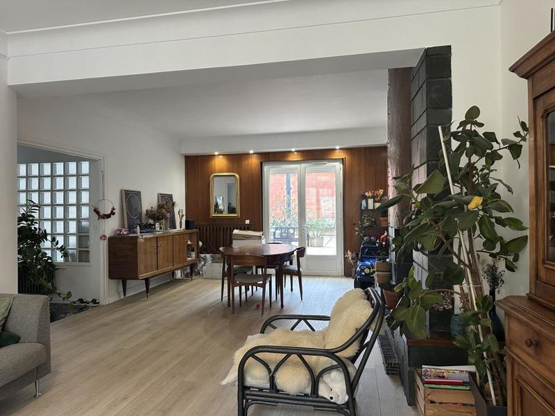 Appartement - 159 m² - 6 pièces