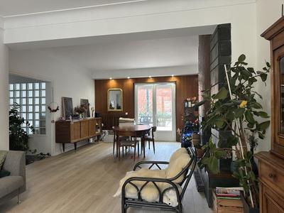 Appartement - 159 m² - 6 pièces