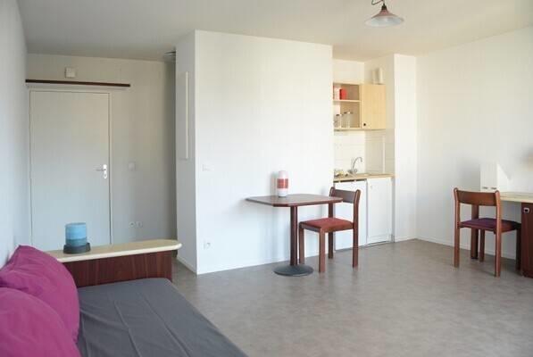 Studio - 18 m² - 1 pièce