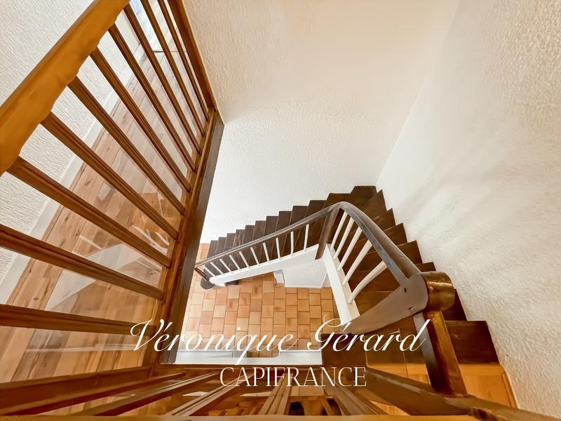 Maison en pierre - 238 m² - 6 pièces