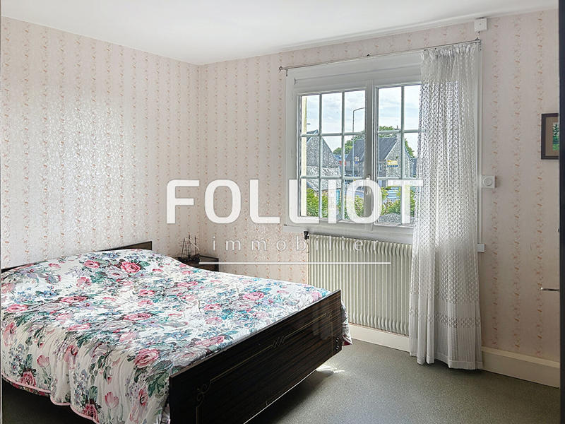 Maison - 165 m² - 9 pièces