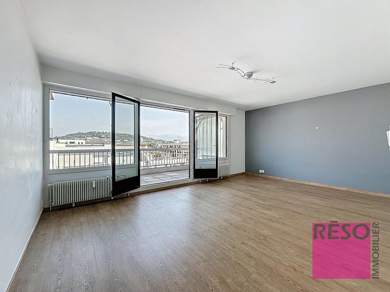 Appartement - 85 m² - 3 pièces