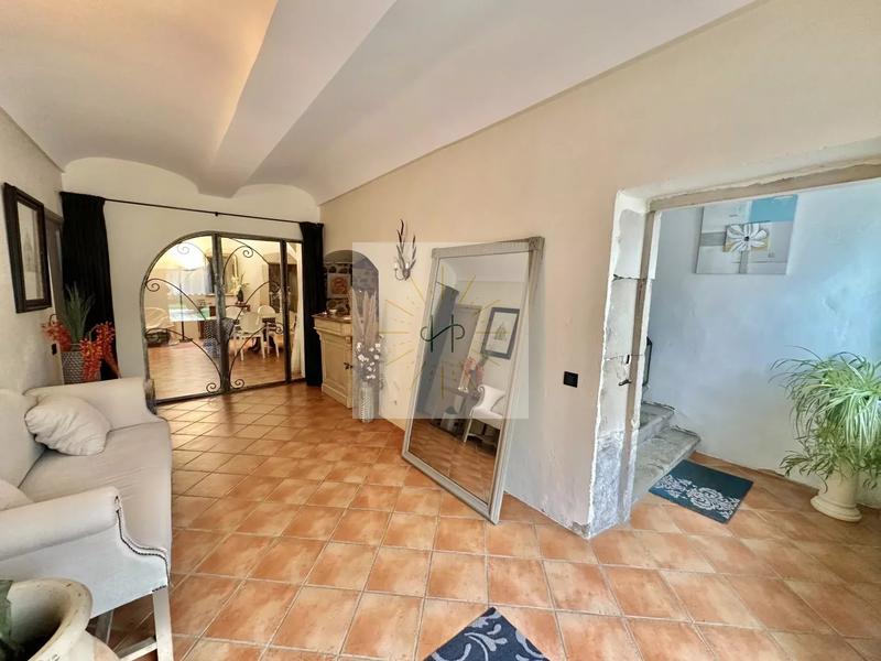 Bastide - 439 m² - 12 pièces