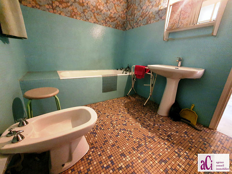 Maison - 160 m² - 6 pièces