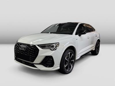 Audi Q3 Sportback 45 TFSIe 245 Hybride Rechargeable / Toit Ouvrant Volant Méplat Coffre Elec Keyless Pack Ambiance Led