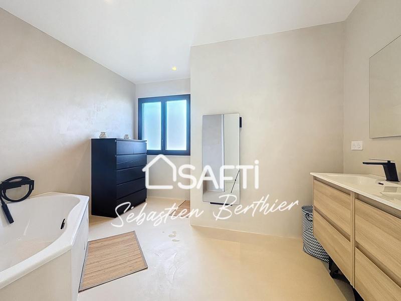 Maison - 190 m² - 6 pièces