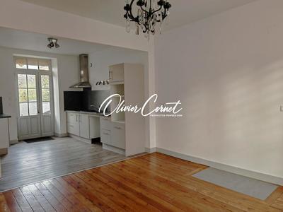 Maison - 161 m² - 7 pièces