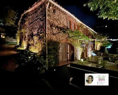 Maison - 140 m² - 5 pièces