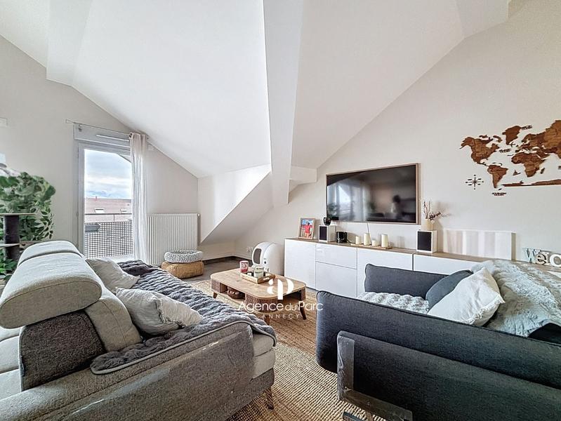 Appartement - 92 m² - 4 pièces