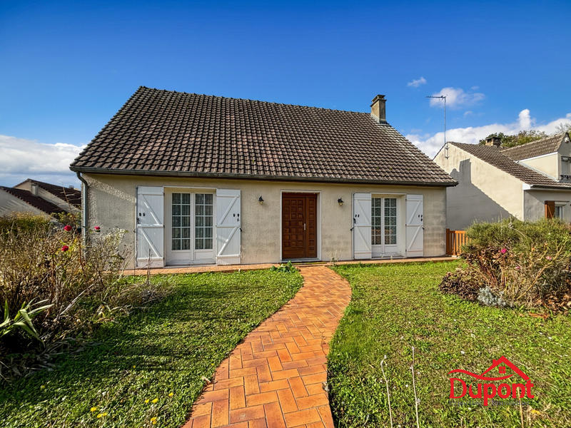 Maison traditionnelle - 85 m² - 4 pièces