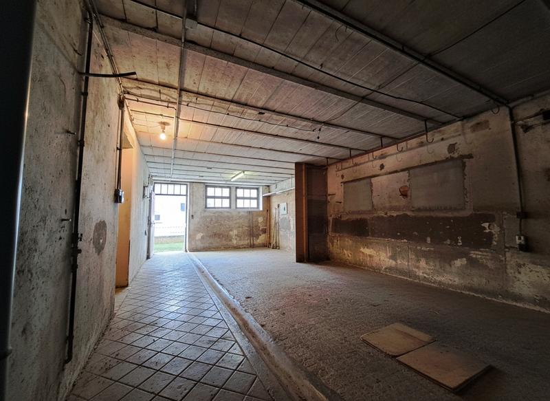 Maison - 213 m² - 8 pièces