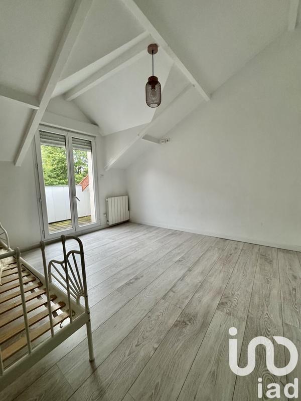 Maison - 95 m² - 5 pièces