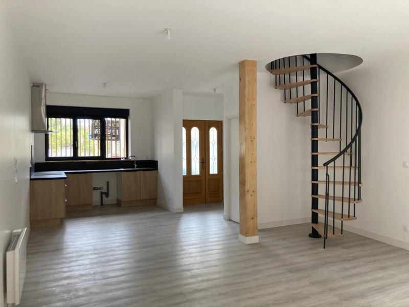 Maison - 88 m² - 3 pièces