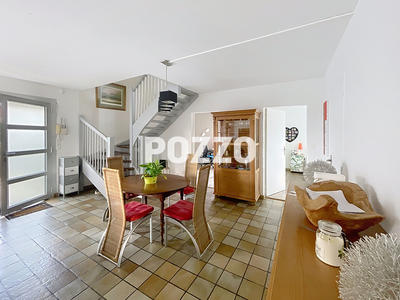 Maison - 110 m² - 6 pièces