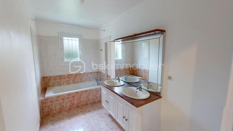 Pavillon - 128 m² - 6 pièces