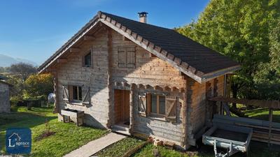 Châlet - 160 m² - 6 pièces