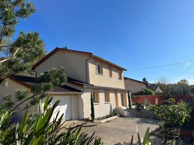 Maison - 170 m² - 7 pièces